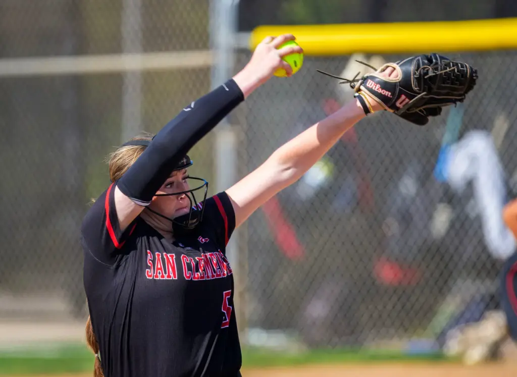San Clemente’s Luca Cifuentes delivers a pitch against Aliso Viejo...