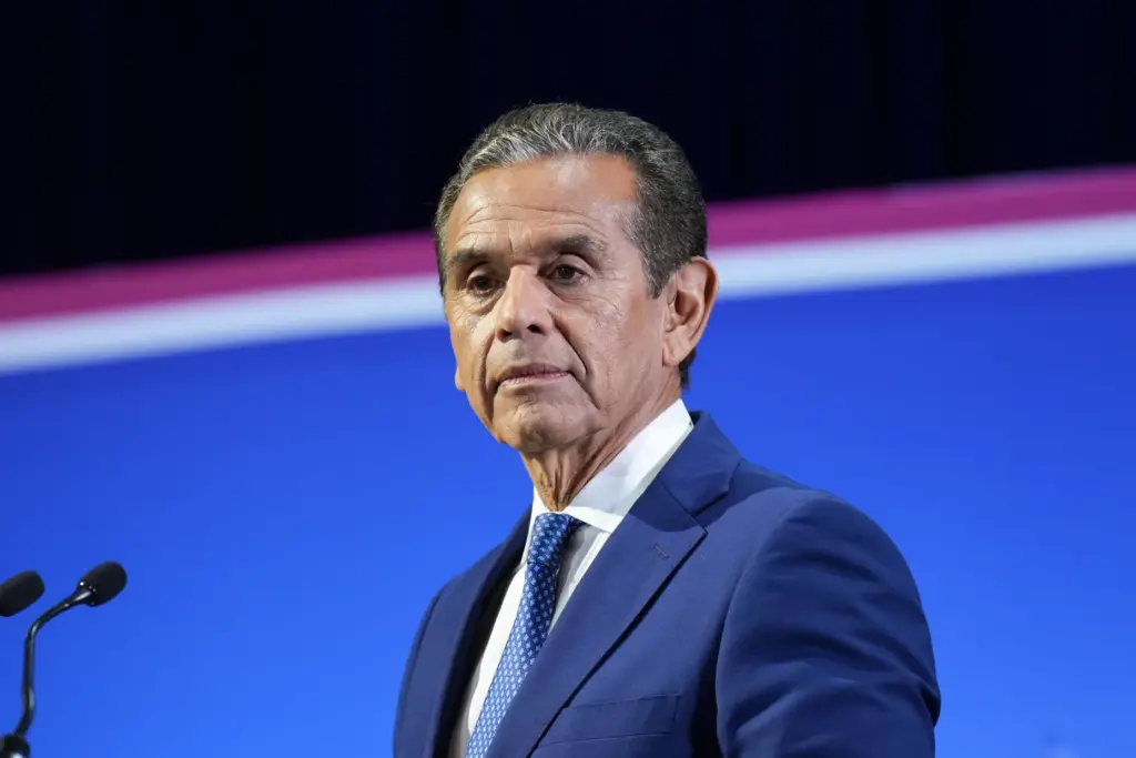 Antonio Villaraigosa during a California gubernatorial debate hosted by CBS...