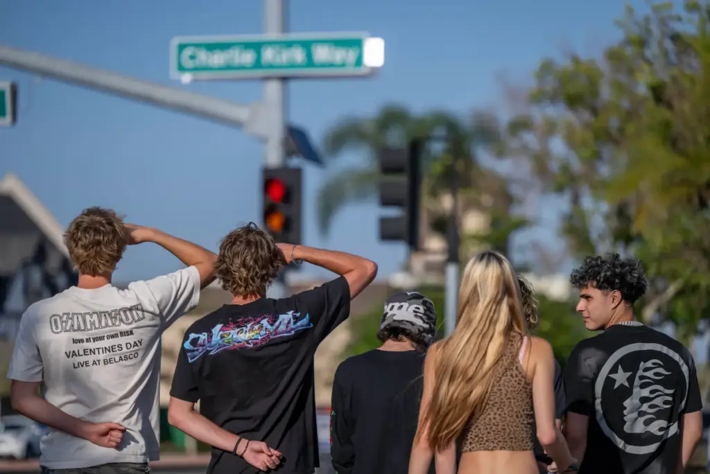 A group of friends, who are fans of the late...