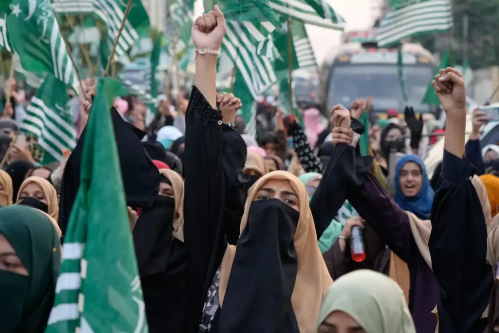 Supporters of ‘ Muslim women league Pakistan, hold a rally