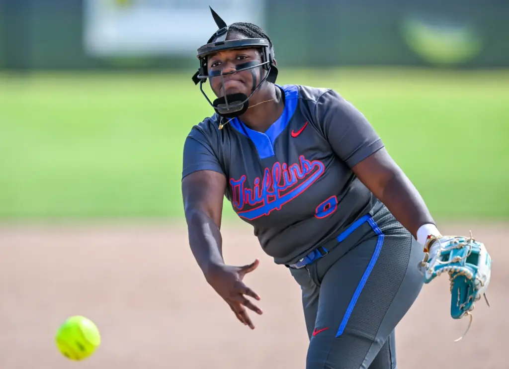 Los Alamitosâs Jaliane Brooks, who pitched the whole game, throws...