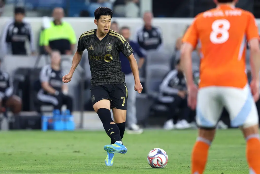 Los Angeles FC forward Son Heung-Min (7) kicks the ball...