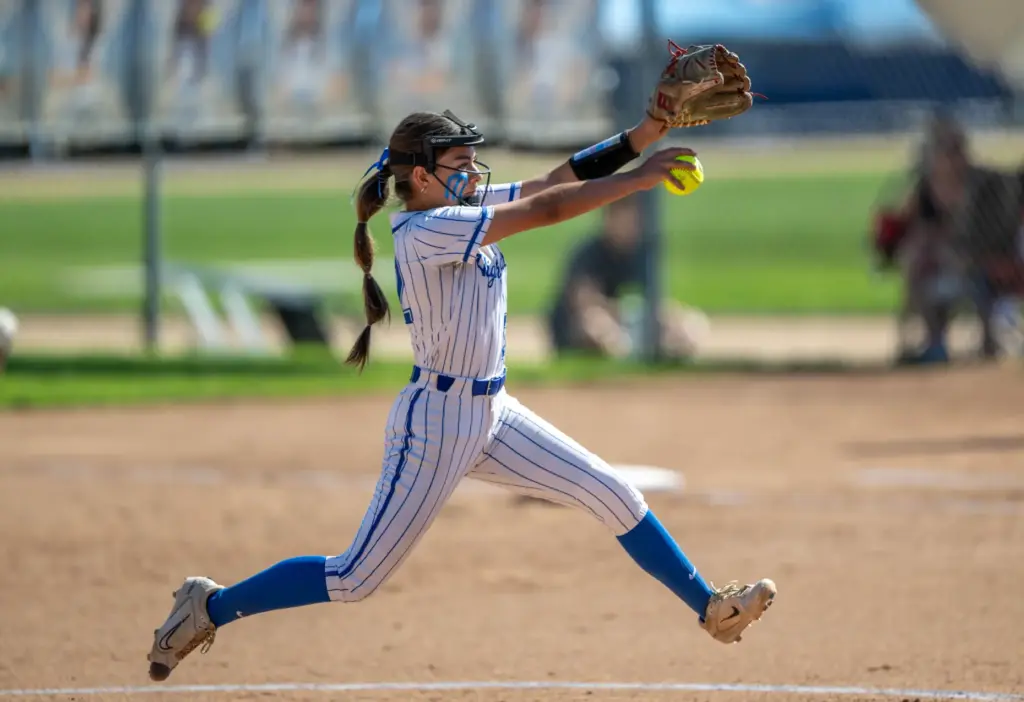 La Habra relief pitcher Samantha Cervantes throws to home plate...