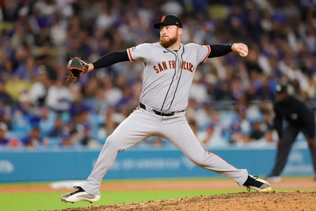 San Francisco Giants relief pitcher Matt Gage throws to the...