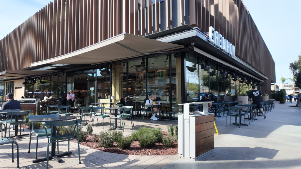 Erewhon’s Studio City location. (Carolyn Burt, SCNG)