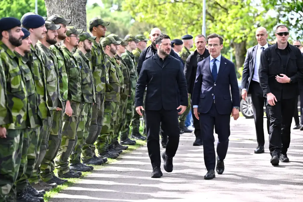 Sweden's Prime Minister Ulf Kristersson receives Ukraine's President Volodymyr Zelenskyy.