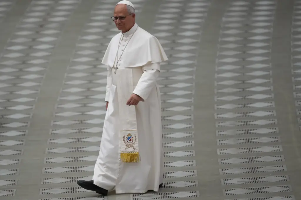 Pope Leo XIV arrives at the swearing-in ceremony for 28 new Pontifical Swiss Guards.