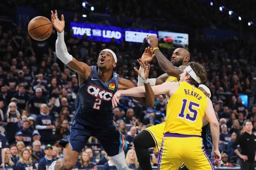 Oklahoma City Thunder’s Shai Gilgeous-Alexander (2) is fouled driving to...