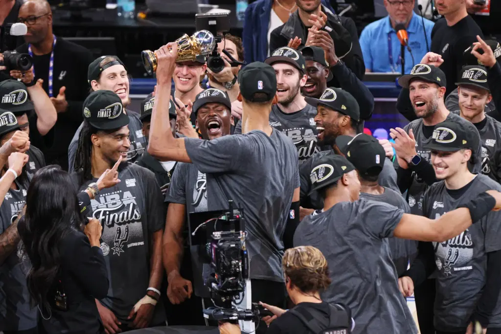 The San Antonio Spurs celebrate after defeating the Oklahoma City...