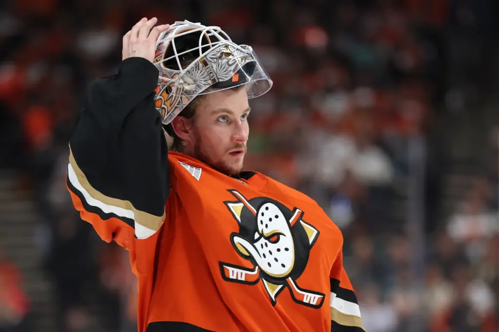 Ducks goaltender Lukas Dostal reacts during the first period of...