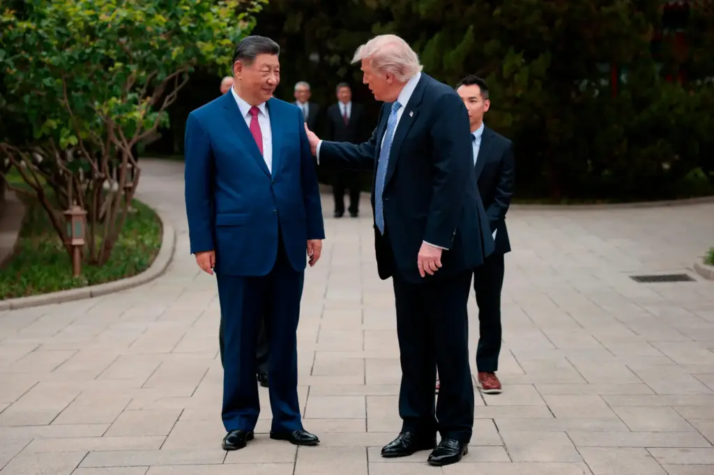 Donald Trump speaks with Chinese President Xi Jinping