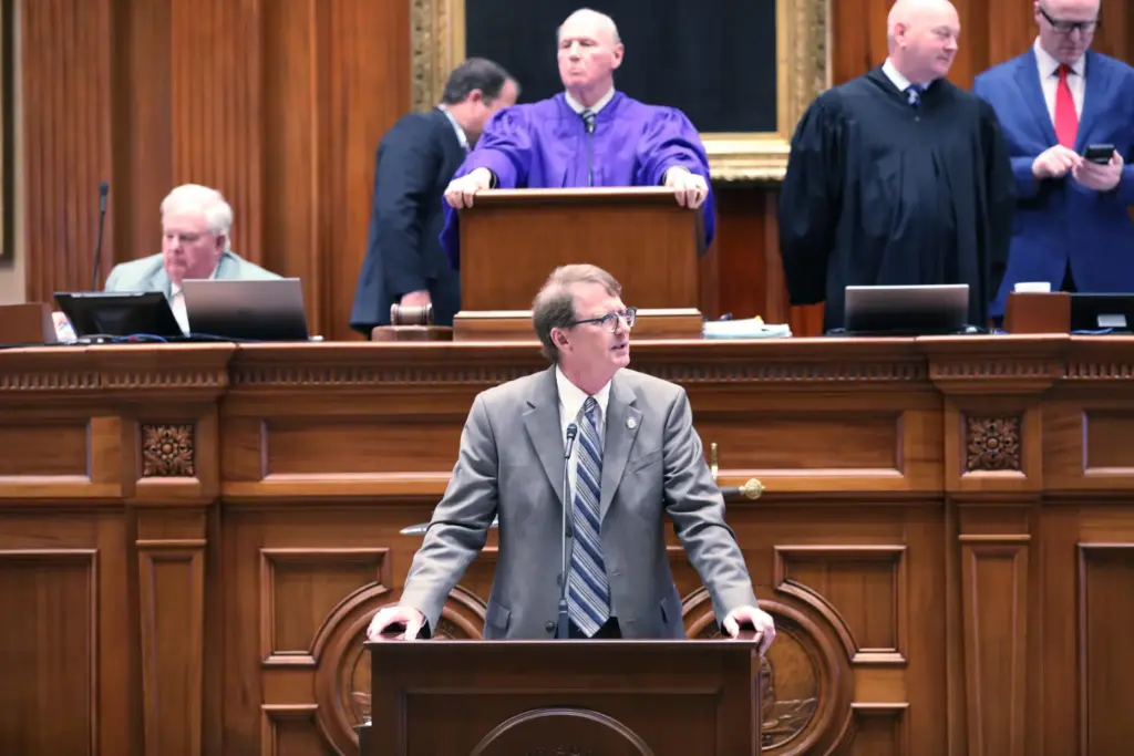Republican South Carolina Sen. Richard Cash speaks during a session on redistricting.