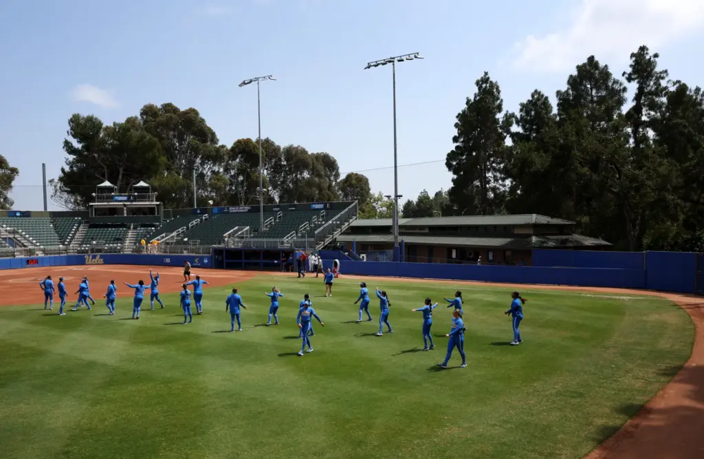 UCLA warms-up before taking on South Carolina in the NCAA...