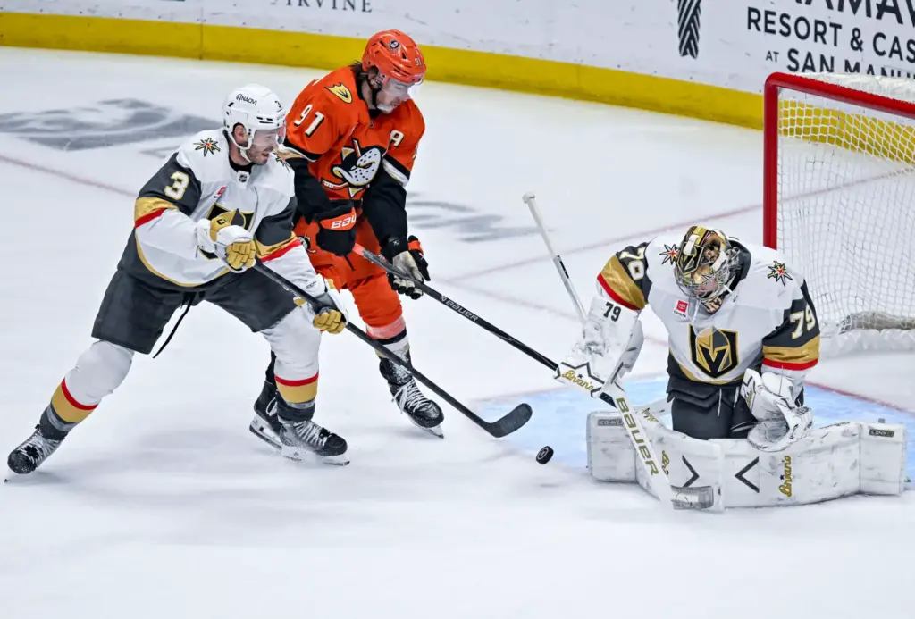 The Ducksâ Leo Carlsson (91) takes a shot on goal...