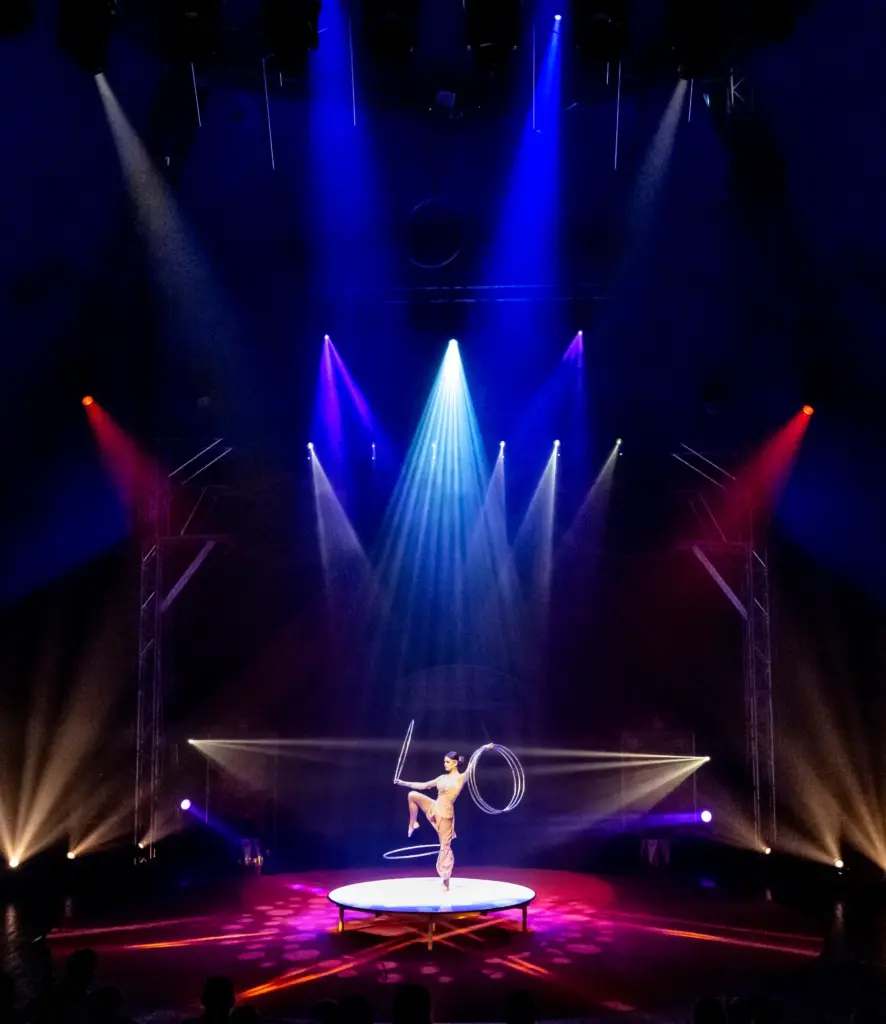 Vanessa Faltyny performs with the hoops during Circus Vargasâ 2026...