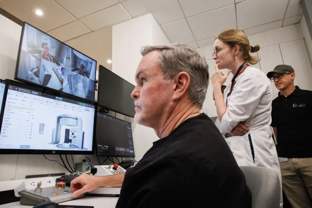 Stanford Medicine radiation oncologist Dr. Susan Hiniker, center right, and...