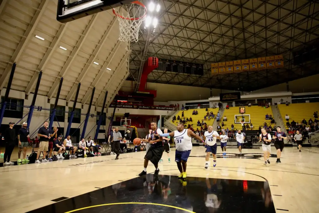 The Westside All-Stars battle the Sea Unicorns from San Diego...