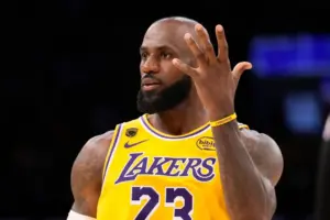 As LeBron James mulls whether to return, leave or retire, what can the Lakers do?
