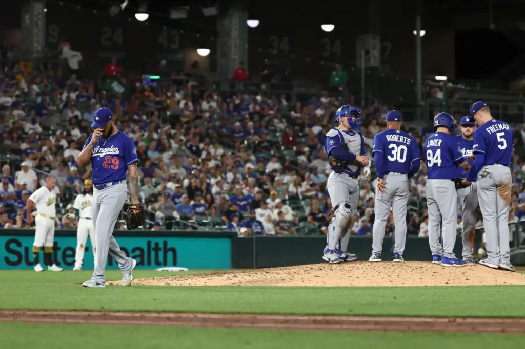 Dodgers relief pitcher Jonathan HernÃ¡ndez (29) leaves the mound after...