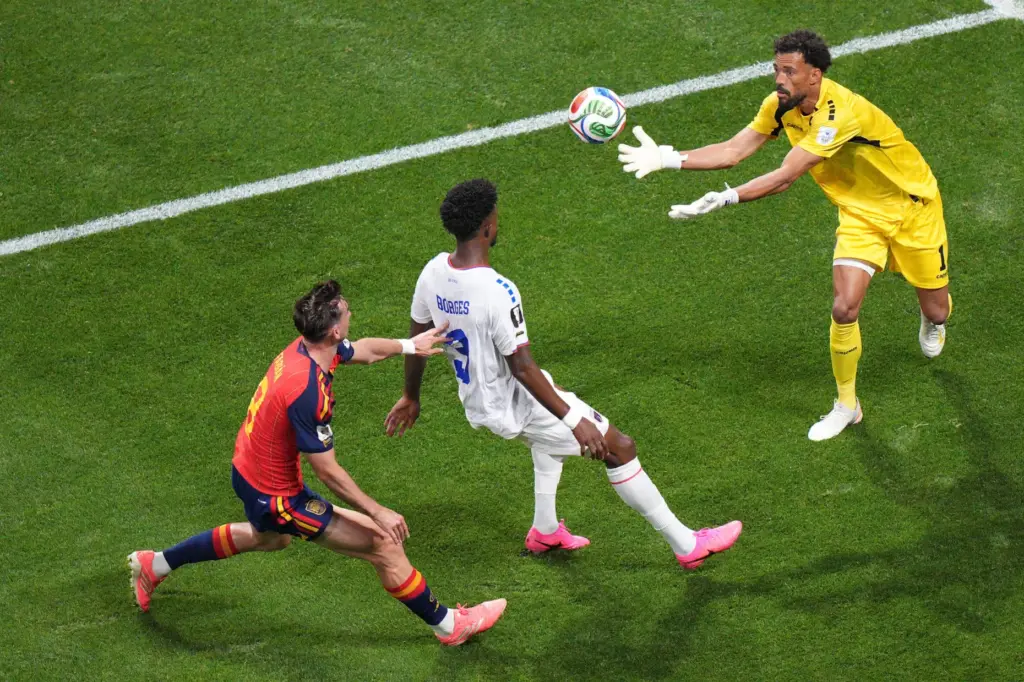 Cape Verde goalkeeper Vozinha (1) makes a save during the...