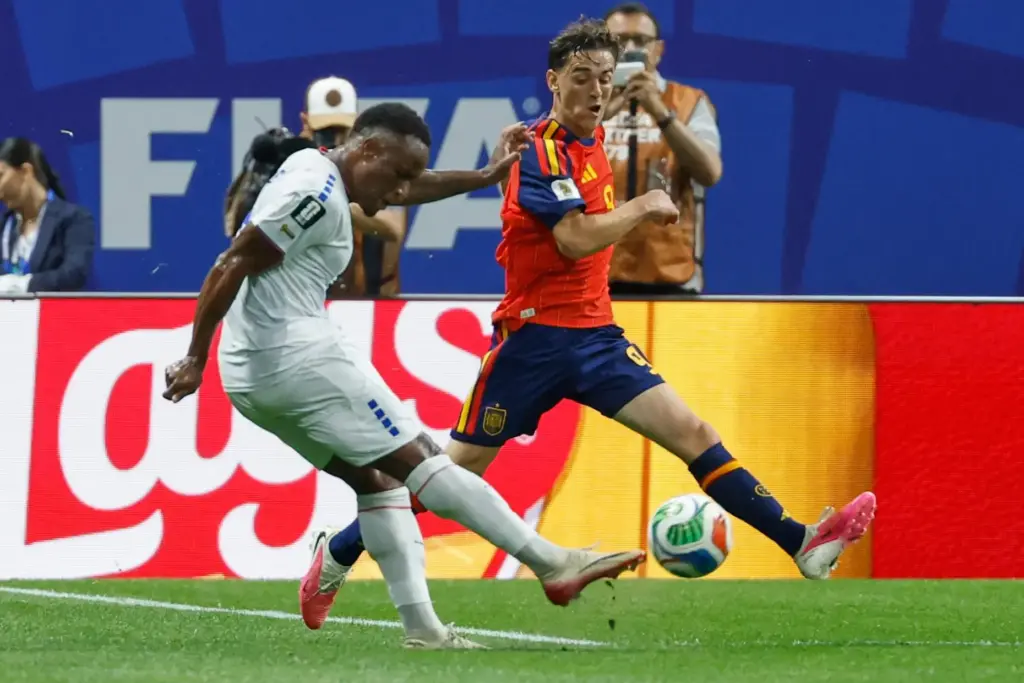 Cabo Verde’s Jovane Cabral shoots by Spain’s Gavi during the...