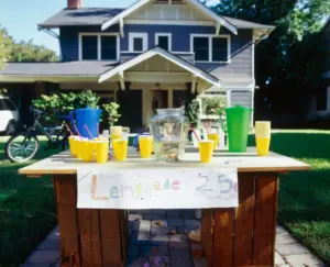 Boston lemonade stand robbed at gunpoint, police say