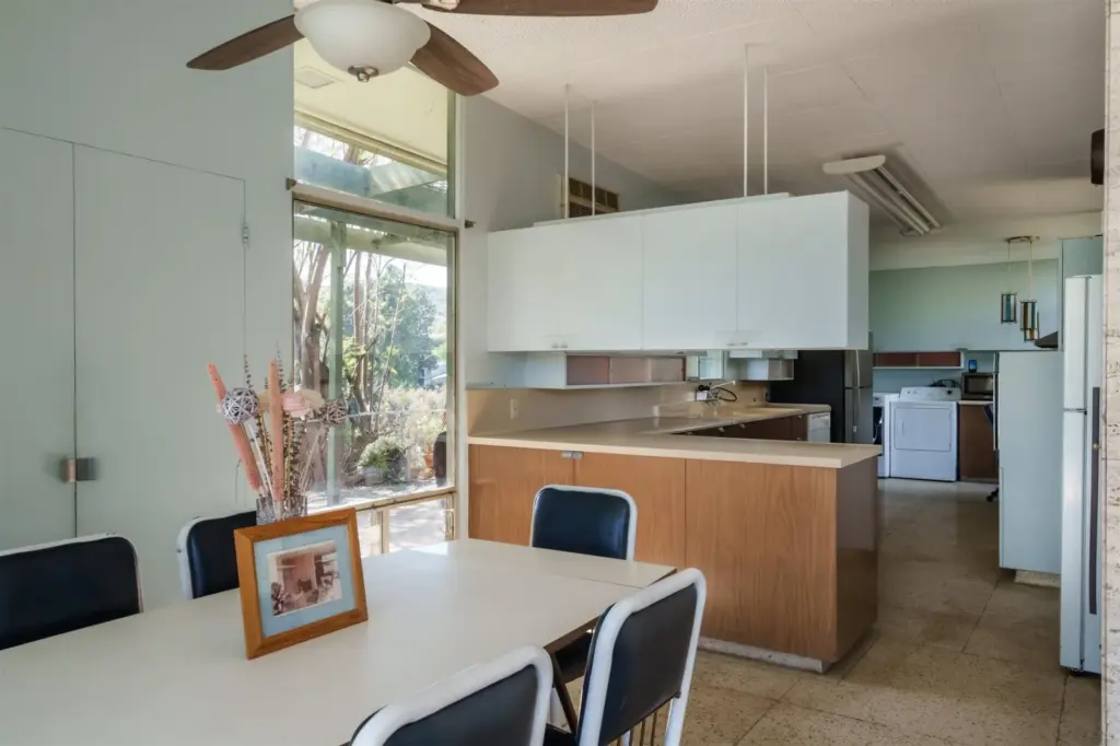 The dining area flows into the kitchen. (Photo by David...