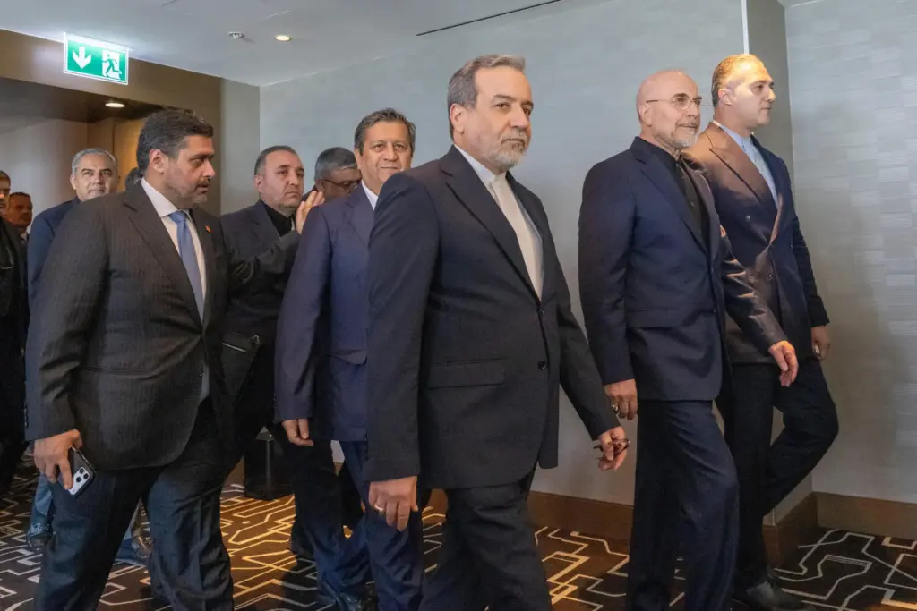 Seyyed Abbas Araghchi and Mohammed Bagher Ghalibaf with the Delegation of Iran.