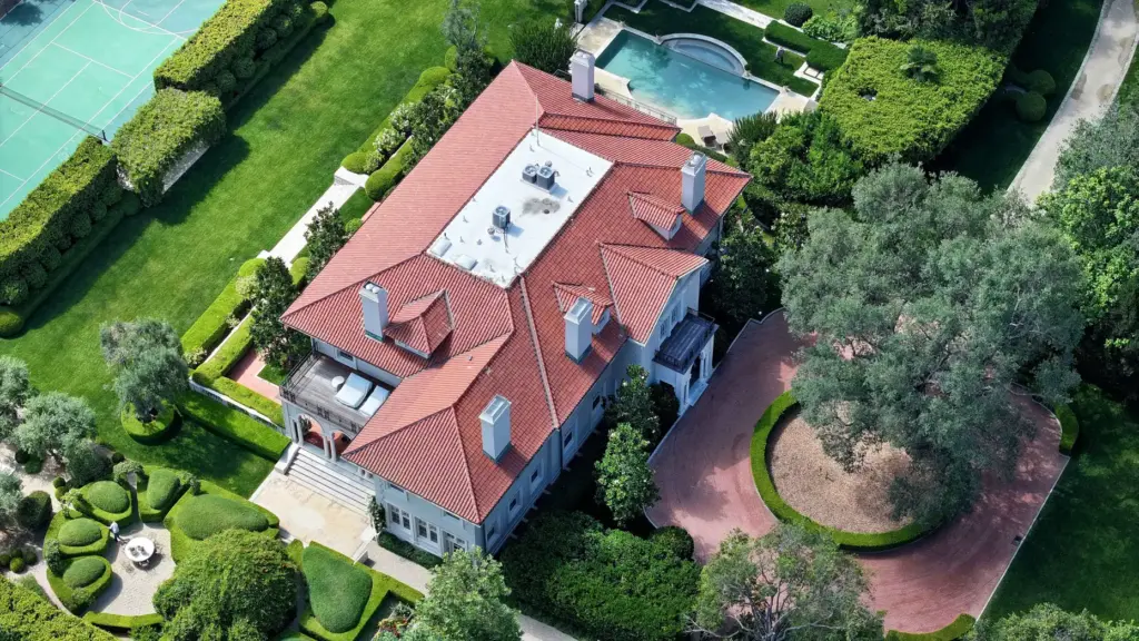 Arden Villa and a guest house with its own address...