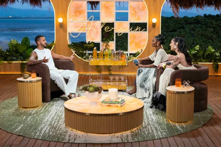 Gabriel Vianna Vasconcelos is interviewed by Ciara Miller and Tefi...