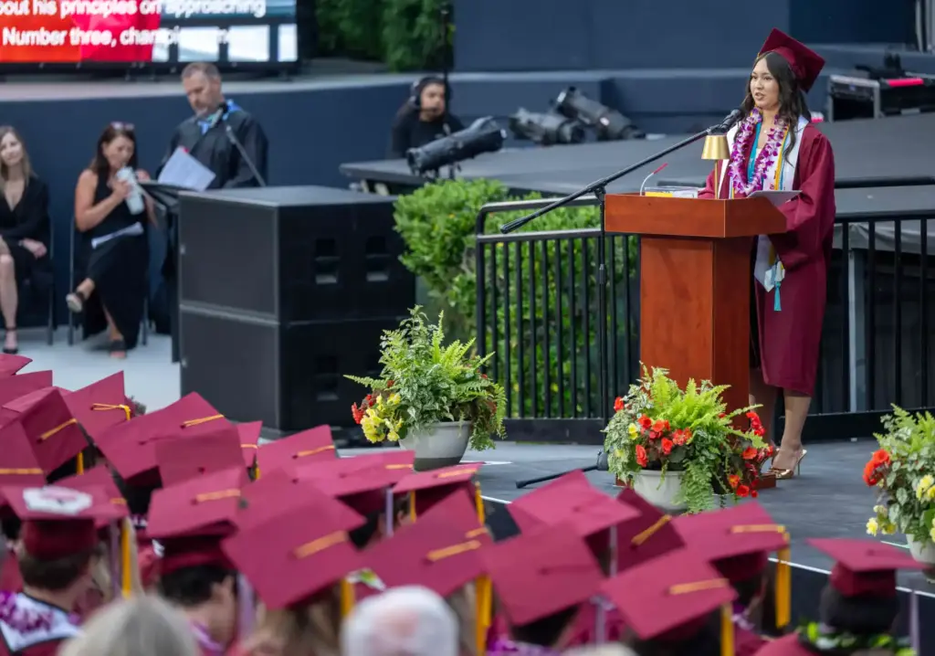 Meghan Manion delivers the senior address during the Laguna Beach...