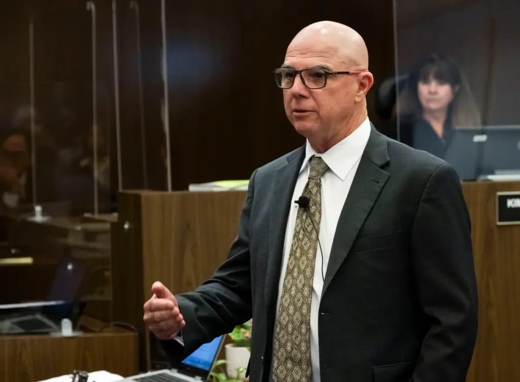 Tingfeng Liuâs defense attorney Frederick Fascenelli gives his opening statement...