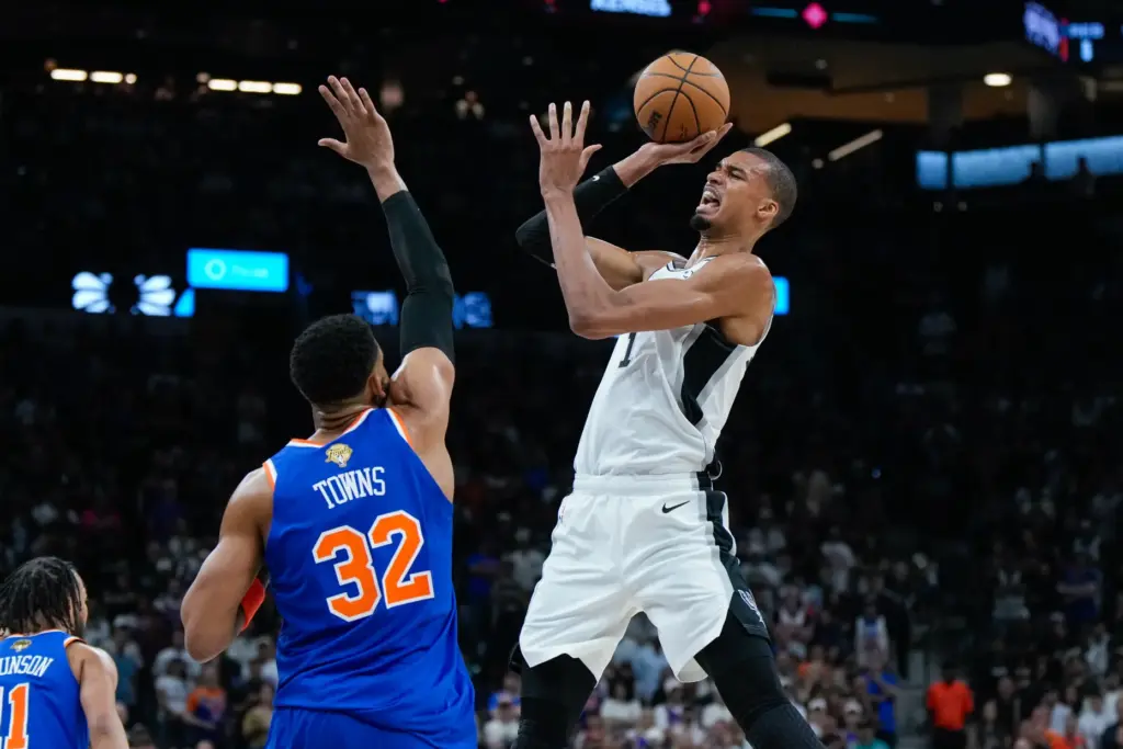 San Antonio Spurs forward Victor Wembanyama shoots as New York...