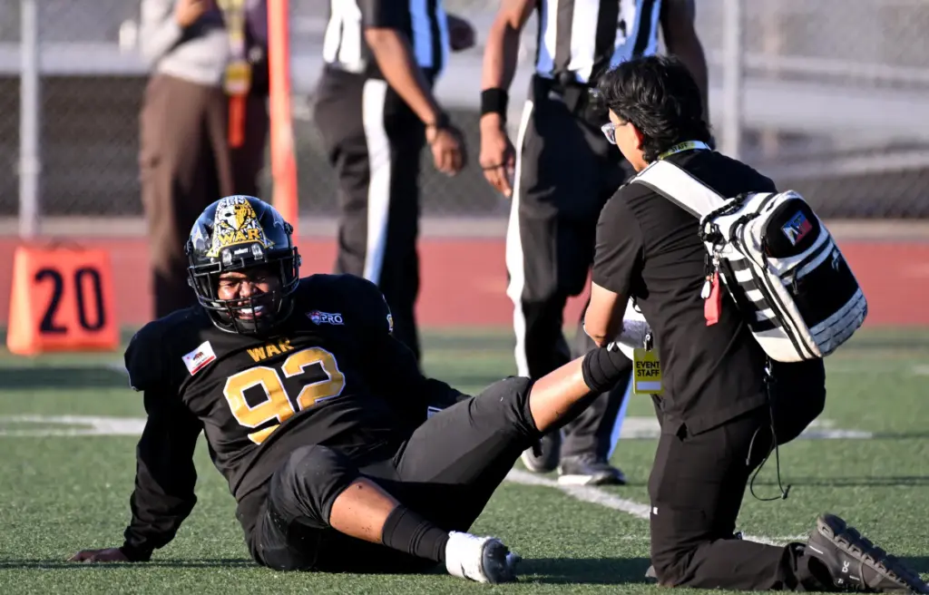 CaliWarâs Laylah Rivers (92) is in pain after getting injured...