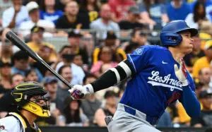 Dodgers beat Pirates but Shohei Ohtani, Justin Wrobleski leave with injuries