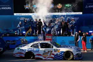 Austin Hill scores first O’Reilly Series win at Naval Base Coronado
