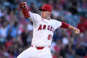 Angels’ Mitch Farris, Ryan Zeferjahn team up to close out Rays