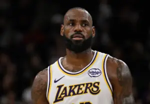 LeBron James tells Lakers he won’t be back next season