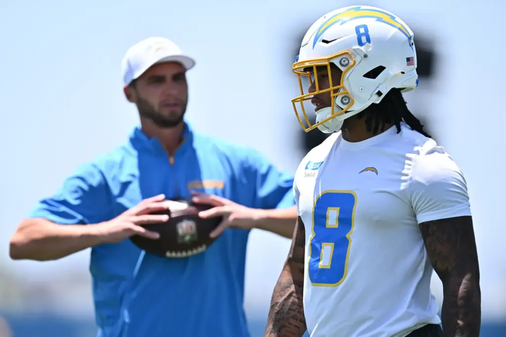 Chargers running back Omarion Hampton (8) runs a drill during...