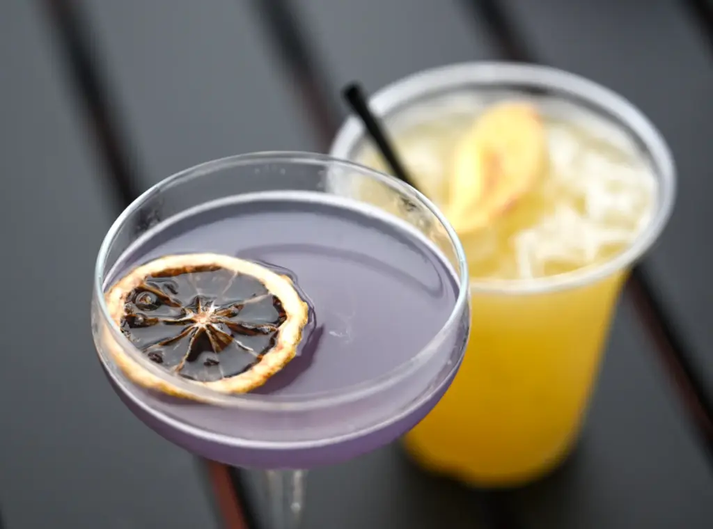 Drinks from the bar – the Banana Pancake and Indi...