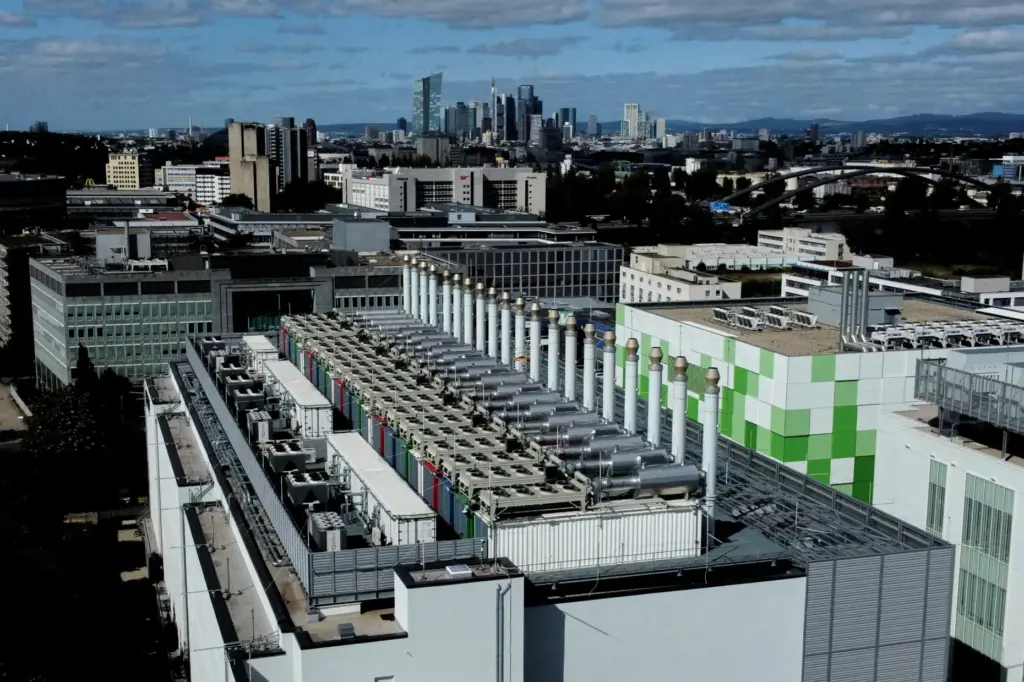 A data center is visible in Frankfurt, Germany.