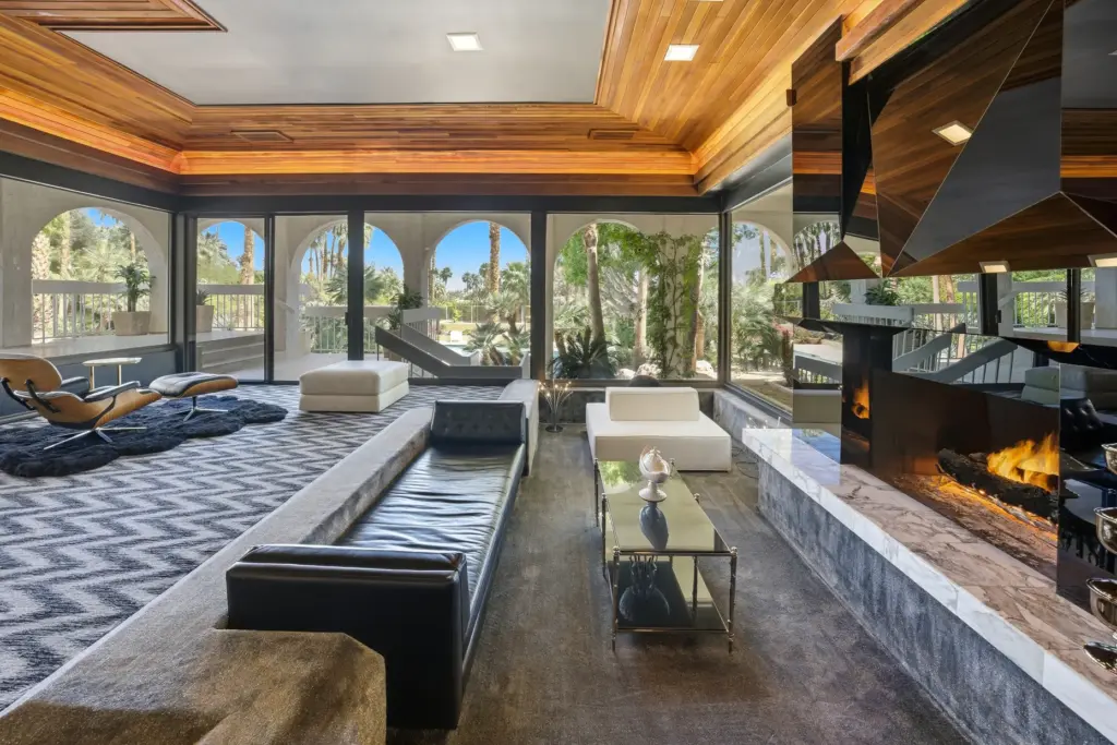 The sunken conversation pit. (Photo by Mark Karlstrom)