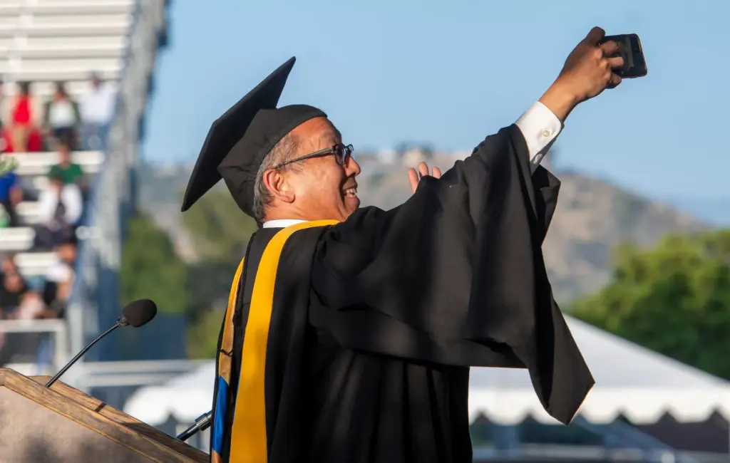 Faculty Speaker Jeffery Wada makes a selfie to capture the...