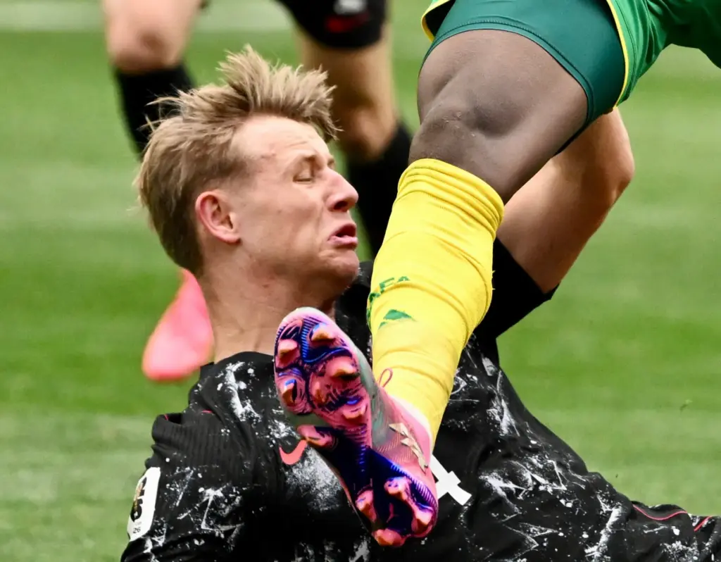 South Africa midfielder Teboho Mokoena (4) kicks Canada defender Luc...