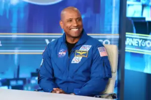 Artemis II astronaut Victor Glover returns home to Ontario High School
