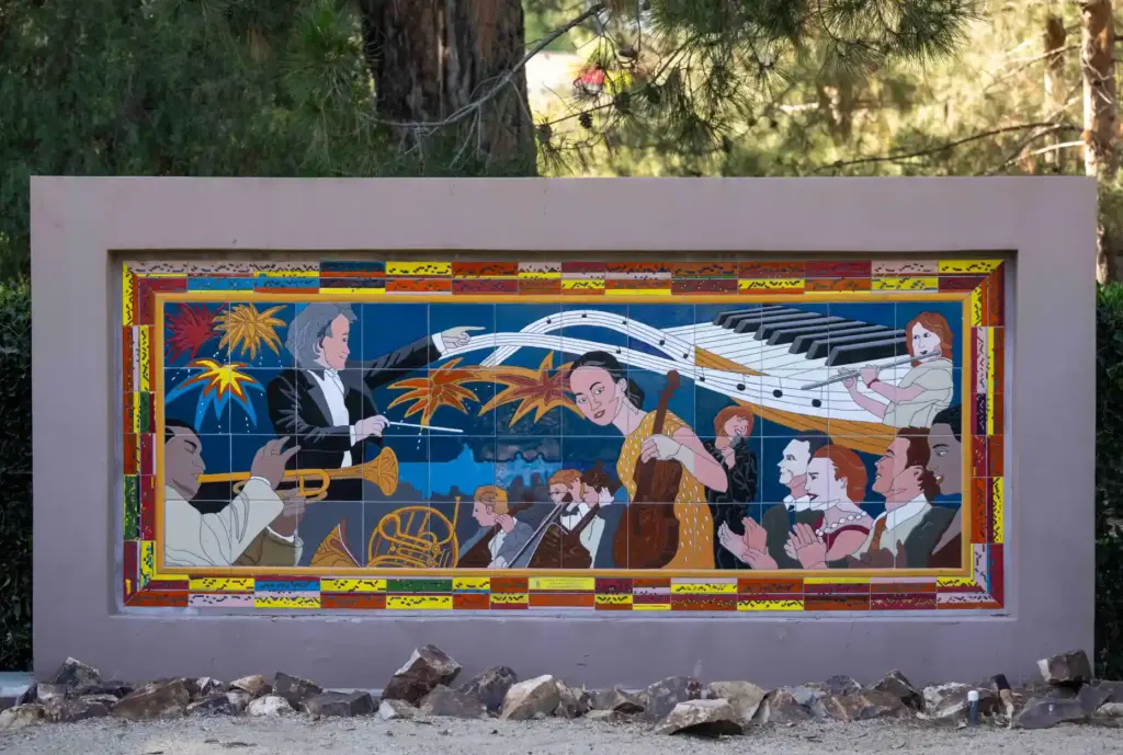 The âPacific Symphony Mural,â created by several artists, is a...