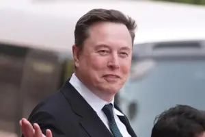 Elon Musk could become the world’s first trillionaire with SpaceX’s IPO