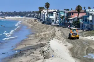 Beach loss worries heightened as big waves, king tides batter Southern California coast