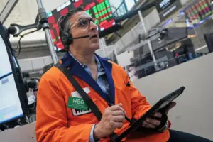 Wall Street points toward another tech sell-off while oil prices jump after US attack on Iran