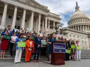 Miscarriage management remains muddled 4 years after Dobbs
